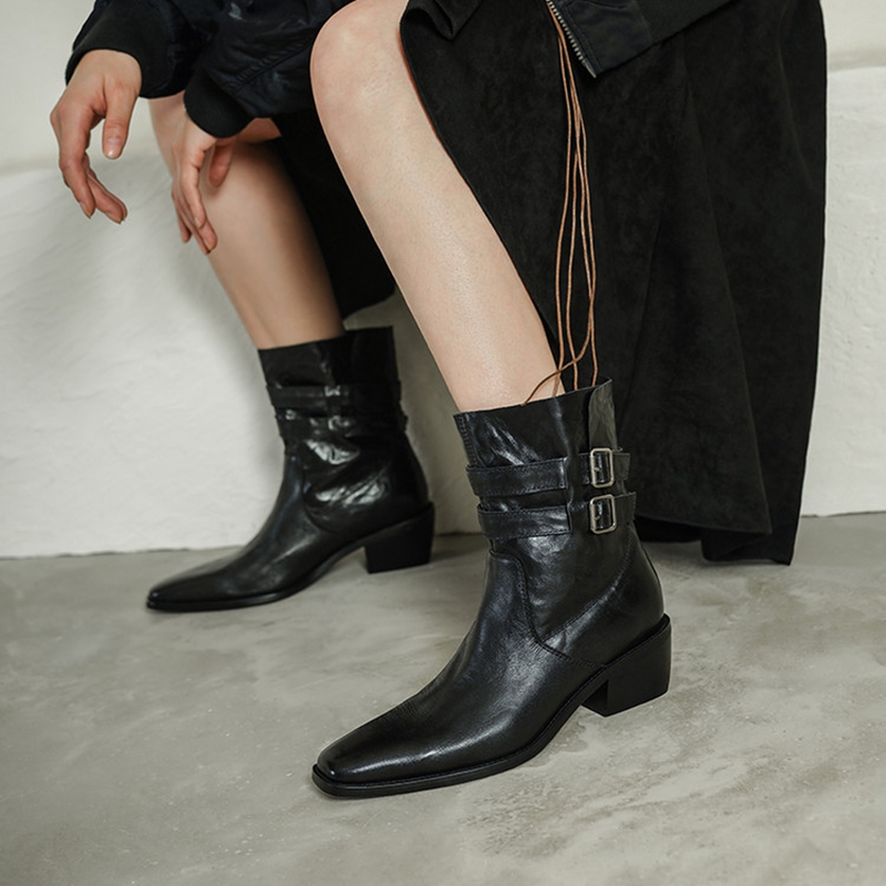 Leather Classic Strap - NEUE Herbst-Damenstiefel aus Echtleder mit Eckiger